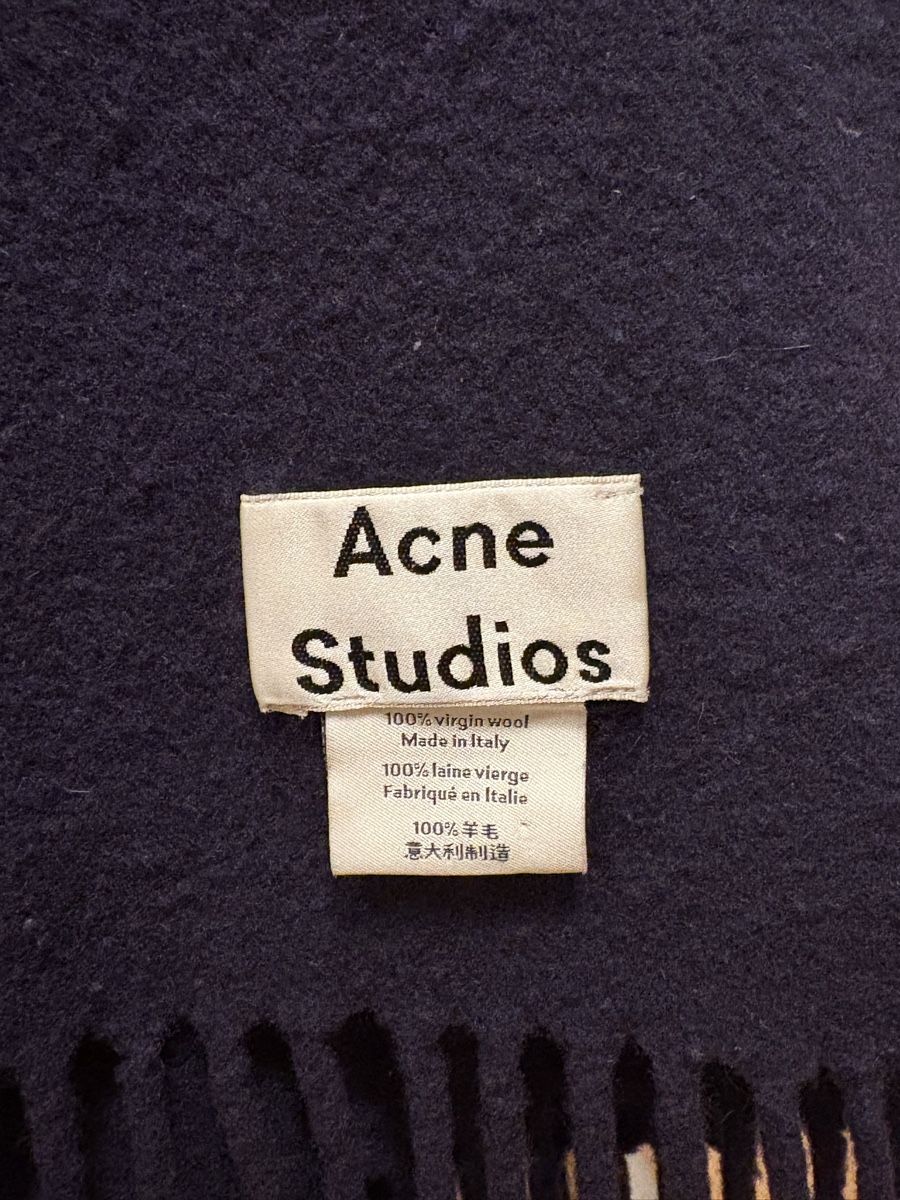 Acne Studios Foulard & Sciarpe: Original ACNE Studios Schal, 100% Wolle – Usato da Zürich venduto da pamey01 1