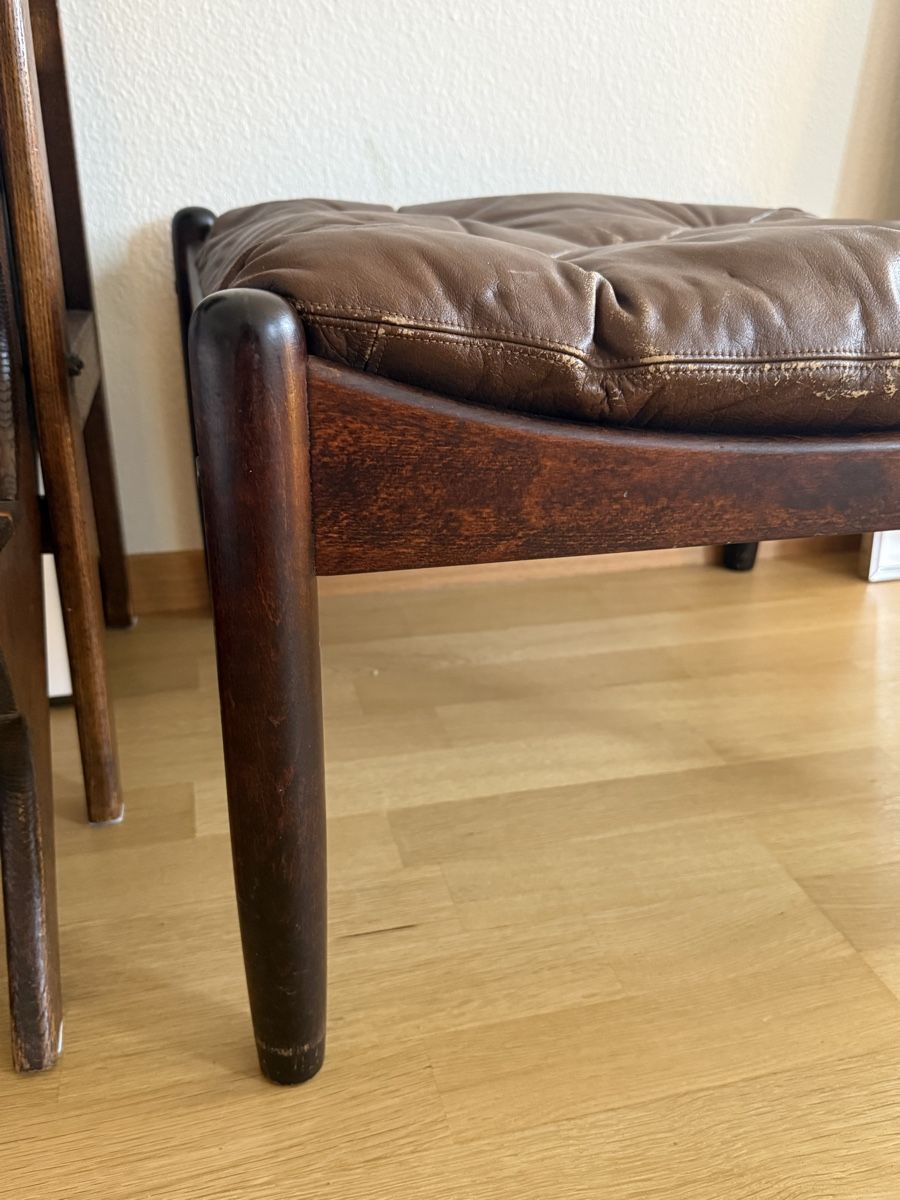 Sgabelli: Mid-Century Teakholz Hocker – Usato da Zürich venduto da dreimalzwei 5