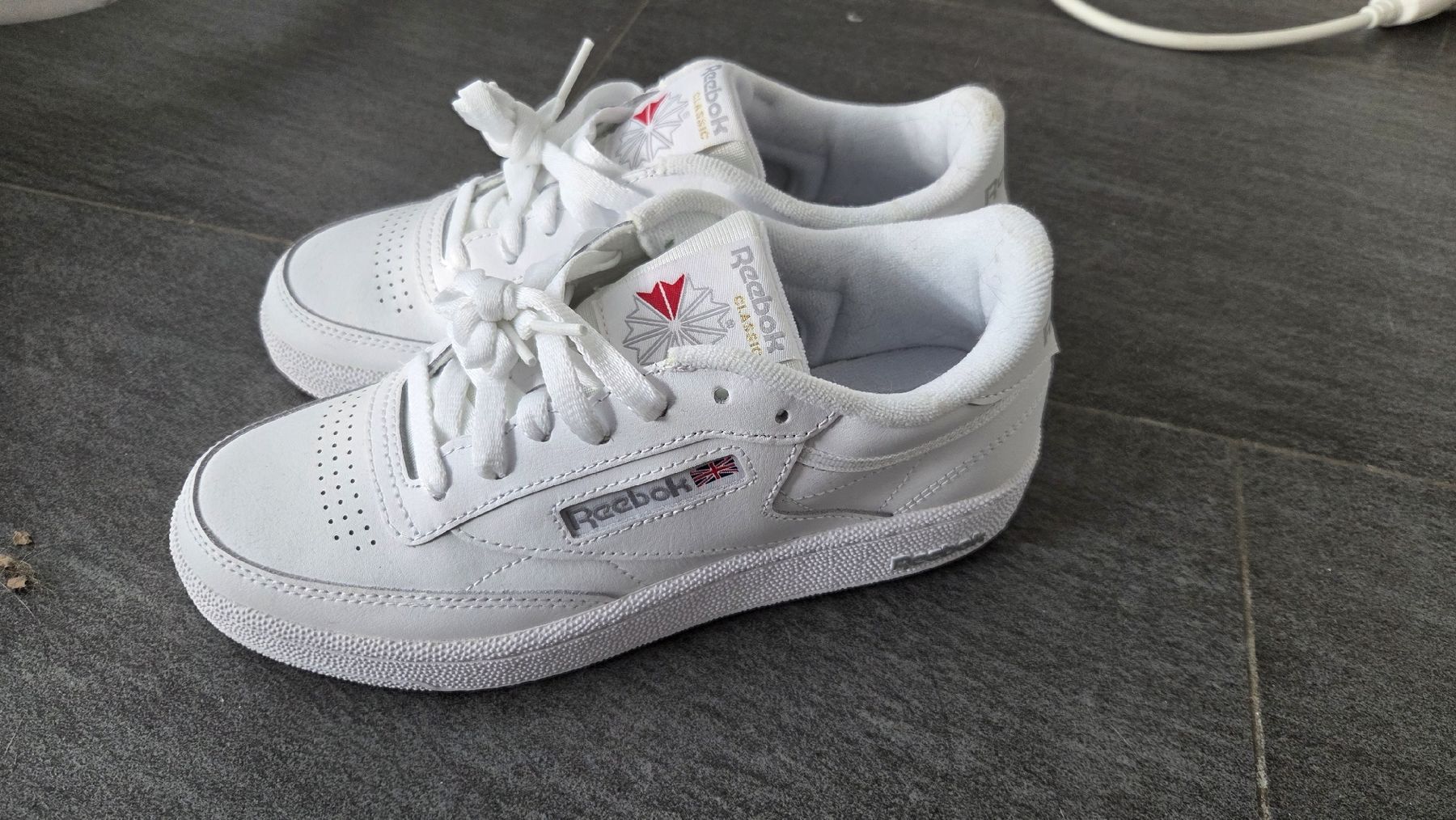 Scarpe da donna: Rebook Classic Weiss Gr. 36.5 – Nuovo (secondo la descrizione) da Bülach venduto da Deltaqy 3