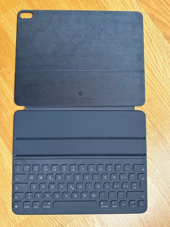 Apple Smart Keyboard Folio für 12,9" iPad Pro Gen. 6 Kaufen auf Ricardo