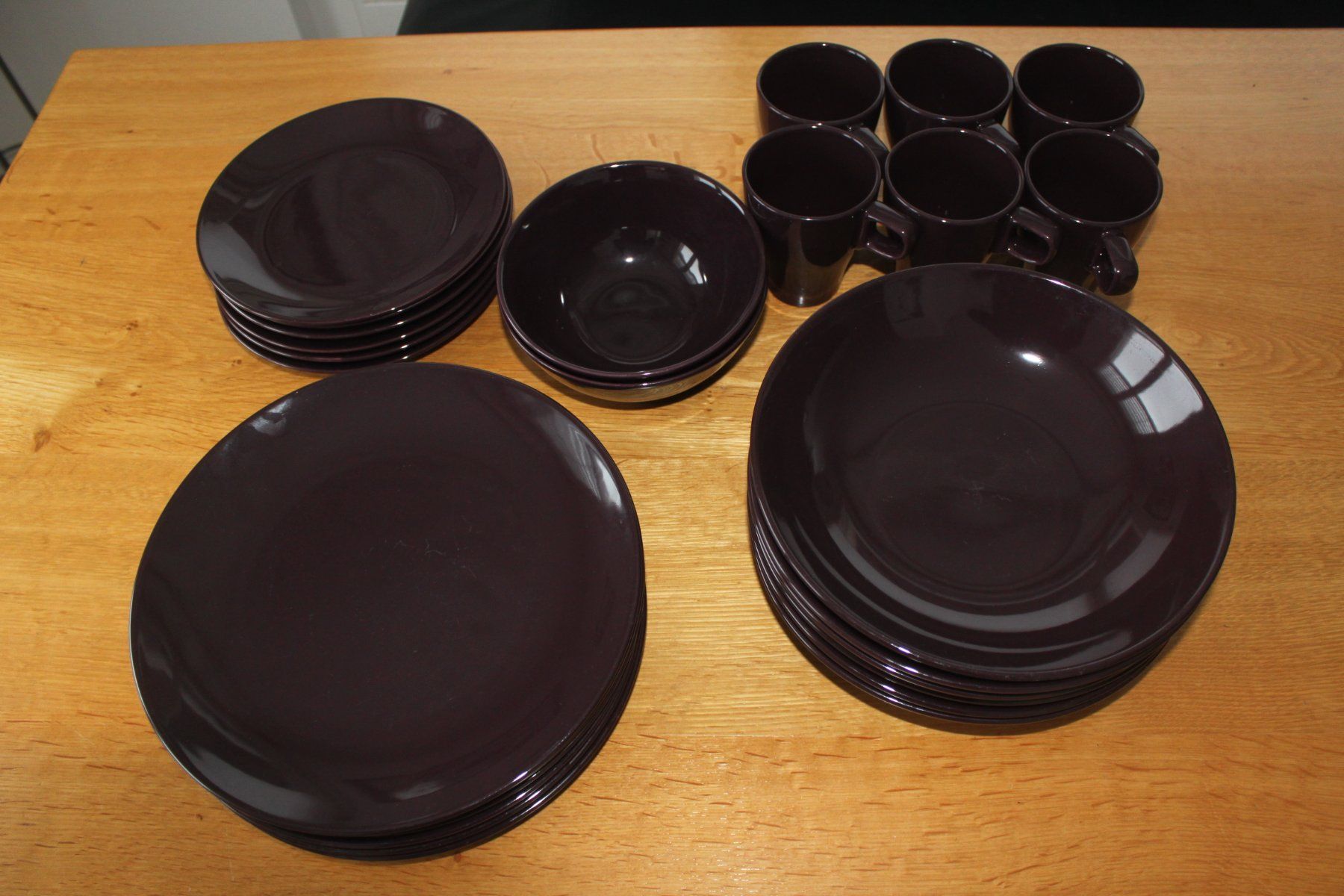 Ikea Set di piatti: Ikea - Geschirrset Violett 6 Personen – Usato da Russikon venduto da Gugus1970 4