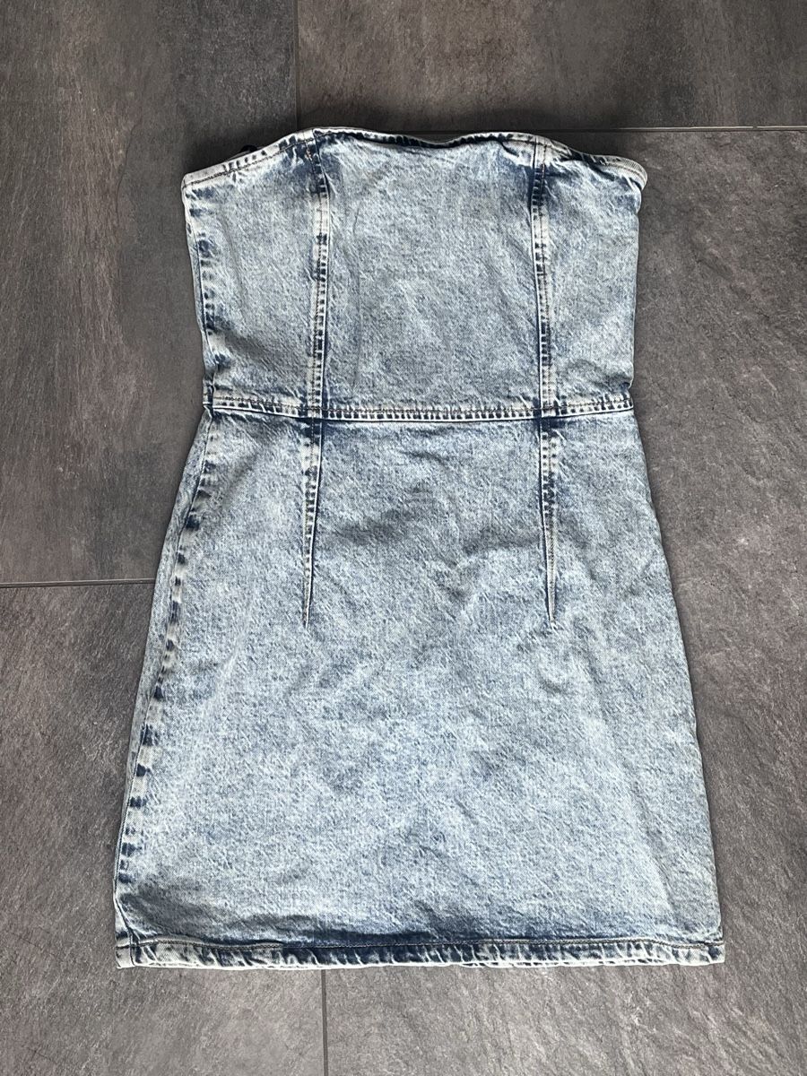 Zara Vestiti: Zara Jeanskleid Grösse M – Nuovo (secondo la descrizione) da Wängi venduto da rose259
