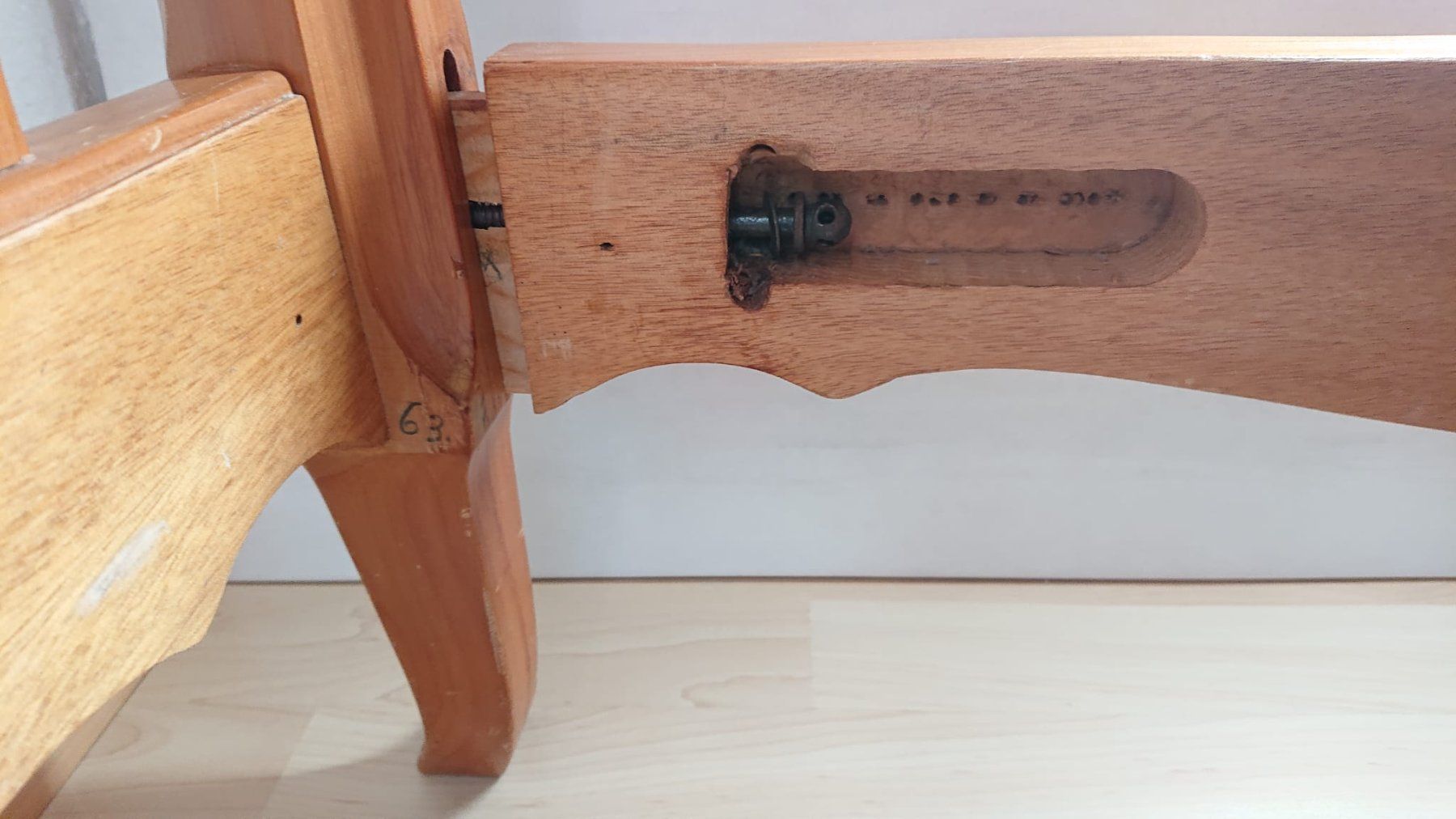 Letti: Bettgestell / Holz Vintage – Usato da Ueberstorf venduto da JJ_Longo 2