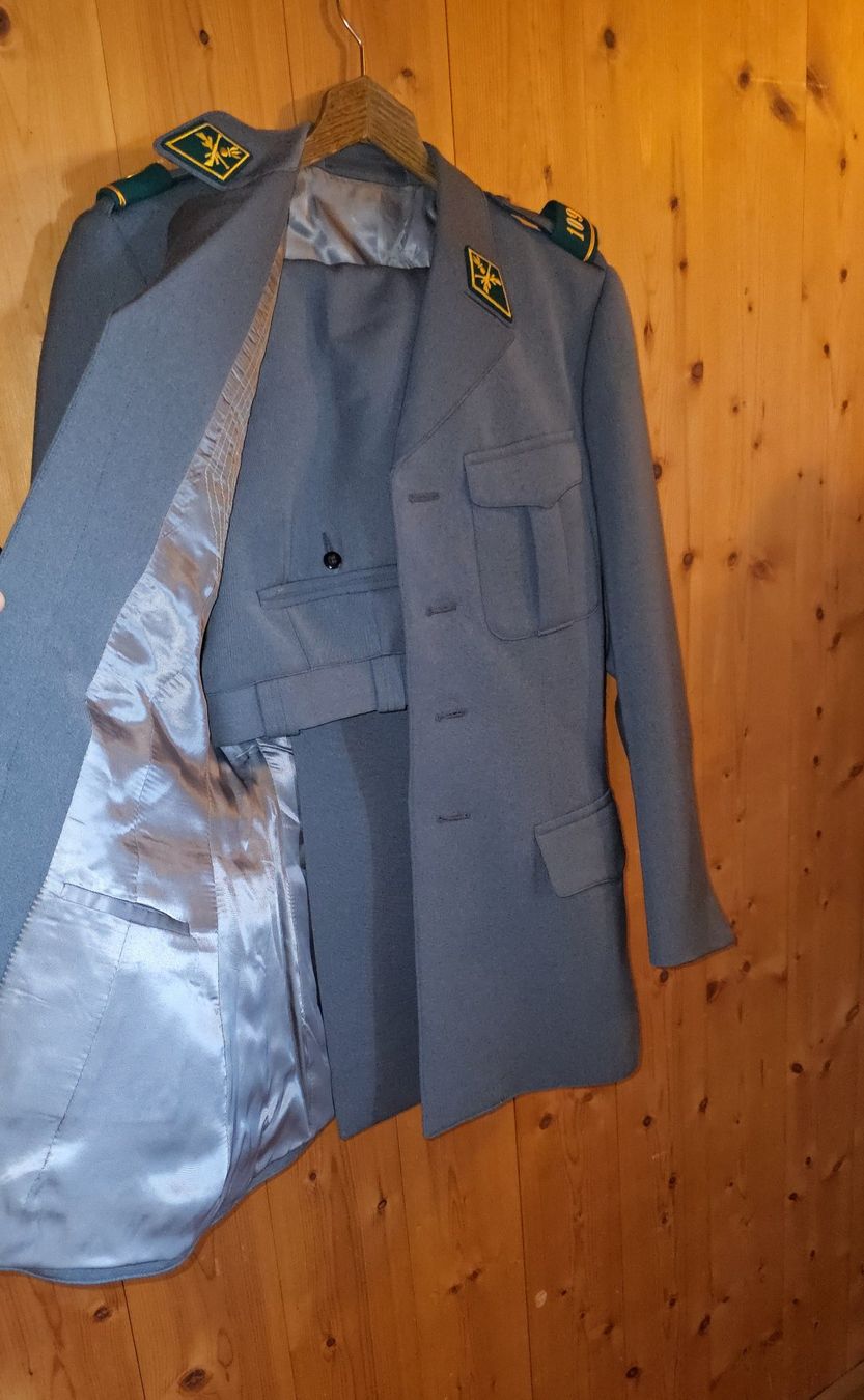 Schweizer Armee Uniformen: Schweizer Armee Ausgangsjacke – Gebraucht aus Wald ZH von SwissElegantShop 4