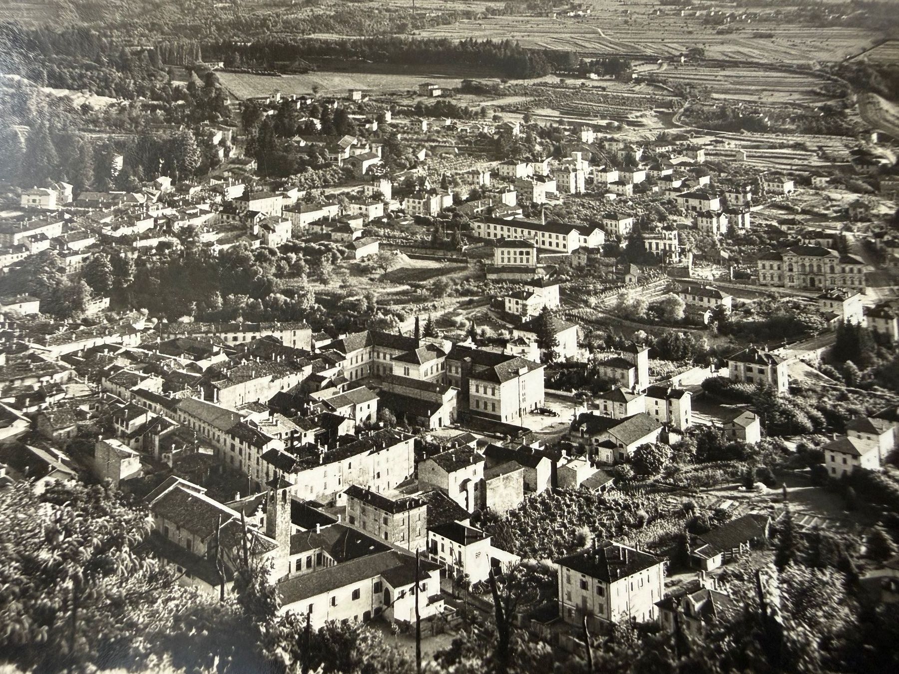 Cartoline postali: AK Mendrisio – Usato da Zwingen venduto da moje1 1
