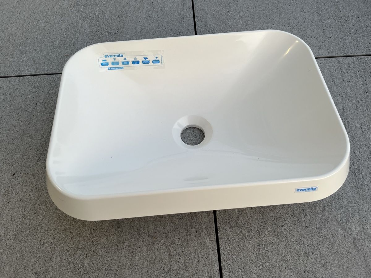 Lavabi & lavandini: Lavabo neuf 450x320/114 – Nuovo e nell'imballaggio originale da Vevey venduto da PriskaK