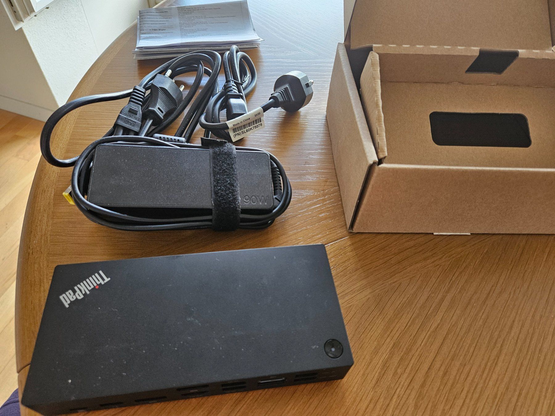 Lenovo Docking station: Lenovo ThinkPad USB-C Dock Gen 2 Dockingstation ohne Kabel – D'occasion à Winterthur par Loooper 2