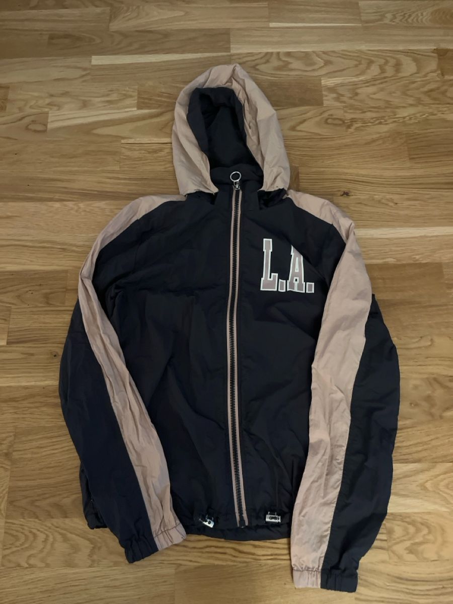 H&M Giacche & Cappotti: Windjacke mit Kapuze Los Angeles – Usato da Zürich venduto da Dita06