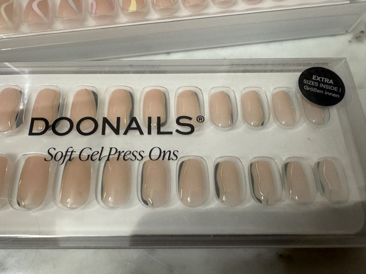 Unghie finte: Doonails Ungeöffnet short Square / short almond – Nuovo e nell'imballaggio originale da Luzern venduto da wet_7bm6 2