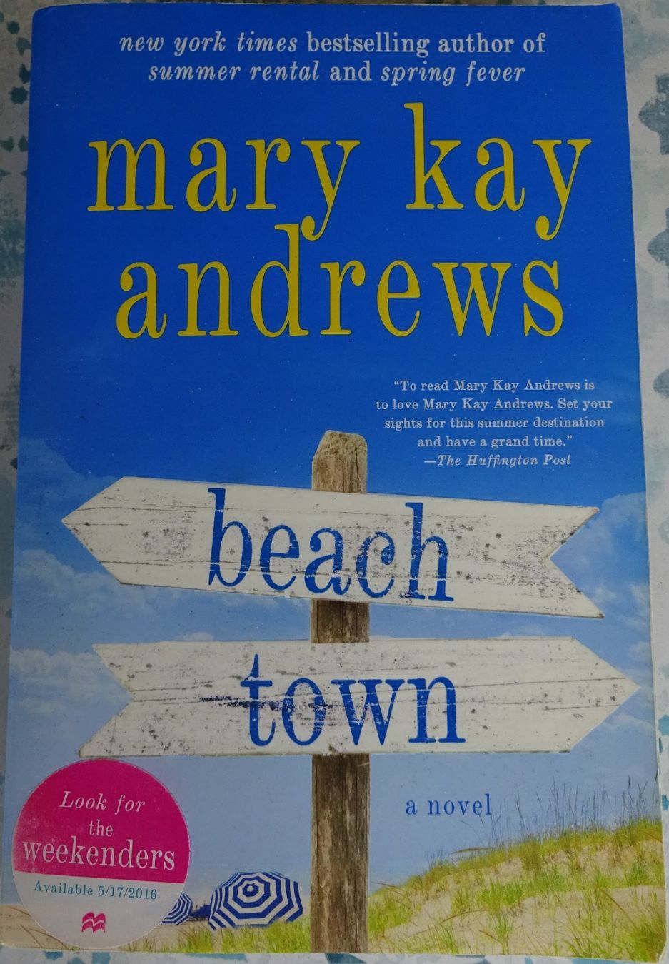 Bücher: Mary Kay Andrews "beach town" – Gebraucht aus Bern von Hero2.0