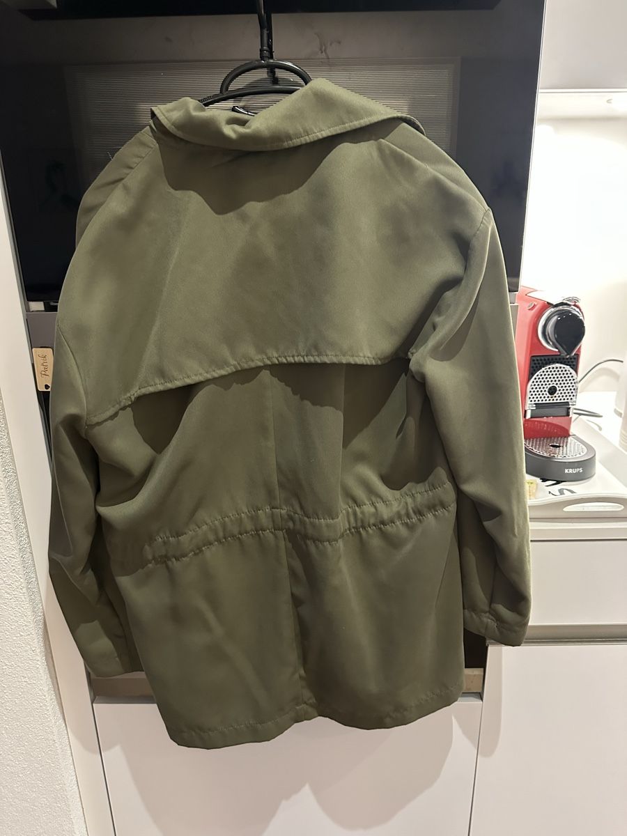Stradivarius Giacche: Kurzer Parka – Usato da Wollerau venduto da sesi2204 2
