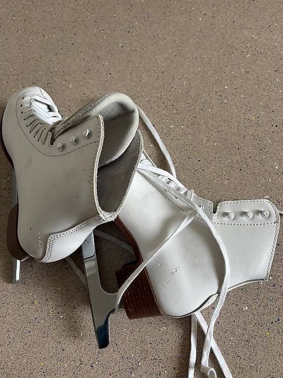 Pattini da ghiaccio: Schlittschuhe Graf 500 / Grösse 36 – Usato da Zürich venduto da ker_ptp5 1