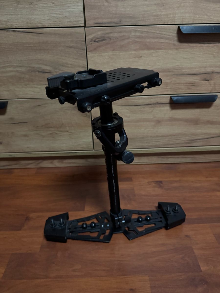 Treppiedi & Teste: Glidecam HD-2000 Kamera Stabilisator – Usato da Emmenbrücke venduto da itsnue 1