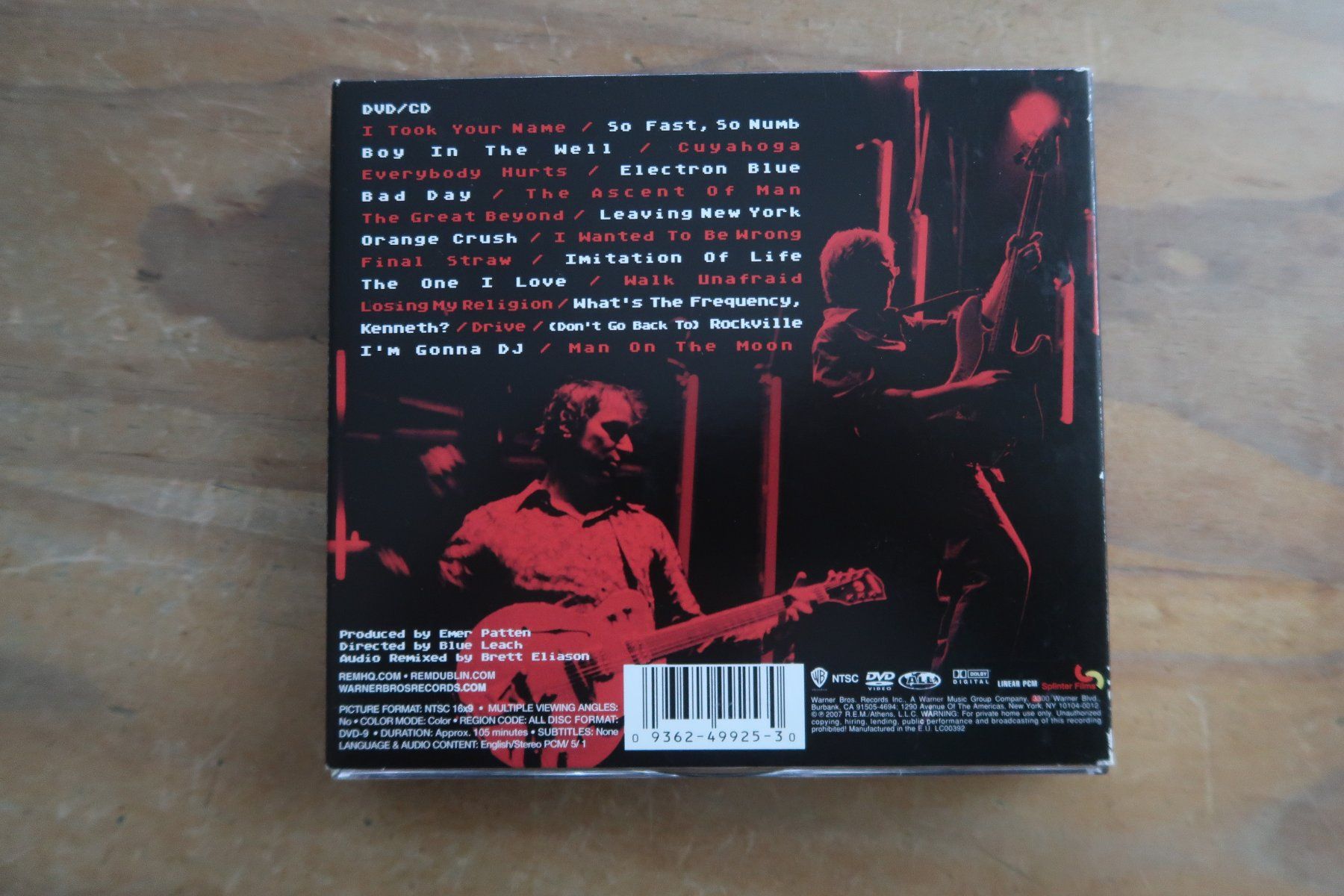 CDs: R.E.M. - LIVE - 2x CD mit DVD – Gebraucht aus Basel von Patiscat 1