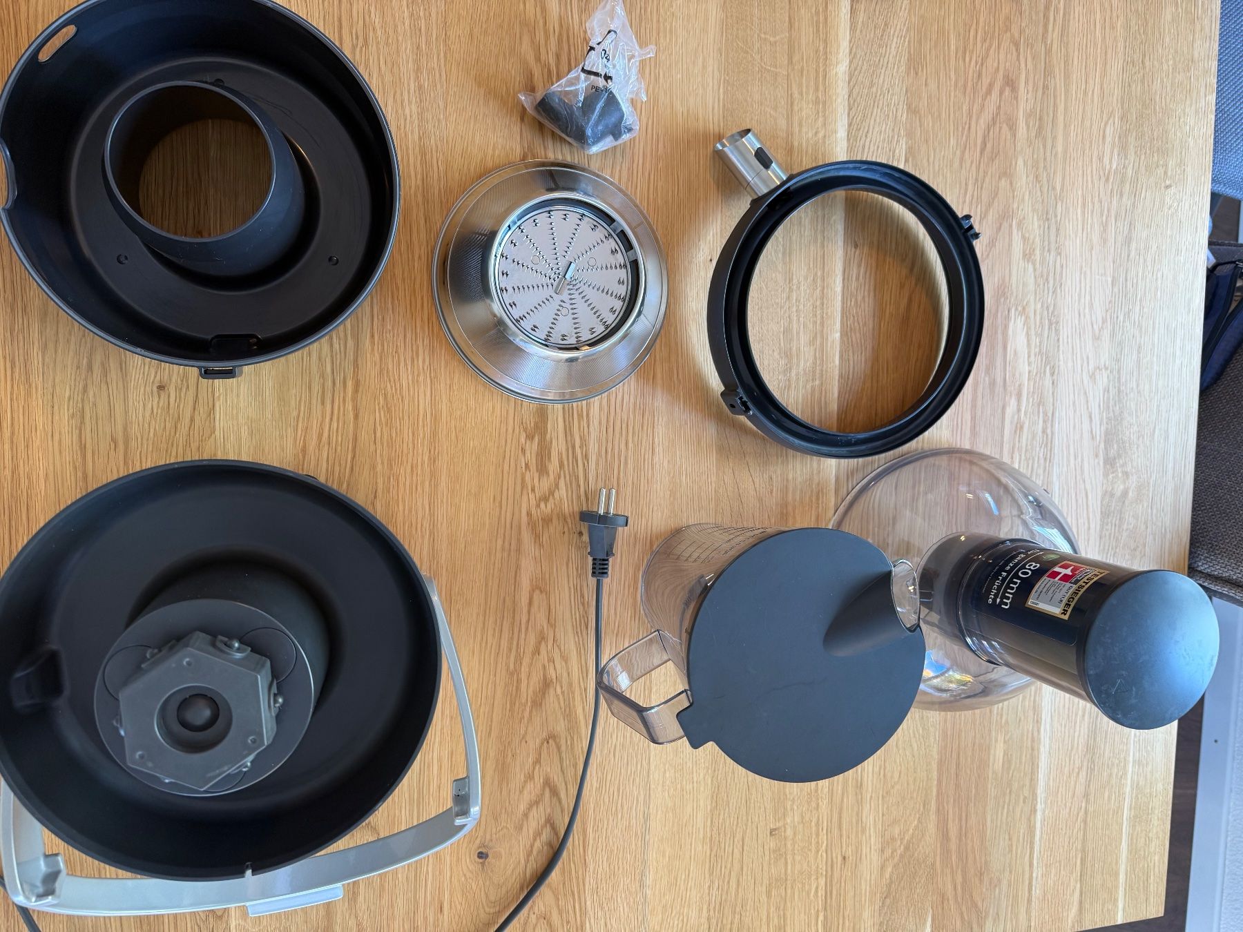 Philips Appareils de cuisine: Philips Entsafter – D'occasion à Zürich par fre_fj8z 5