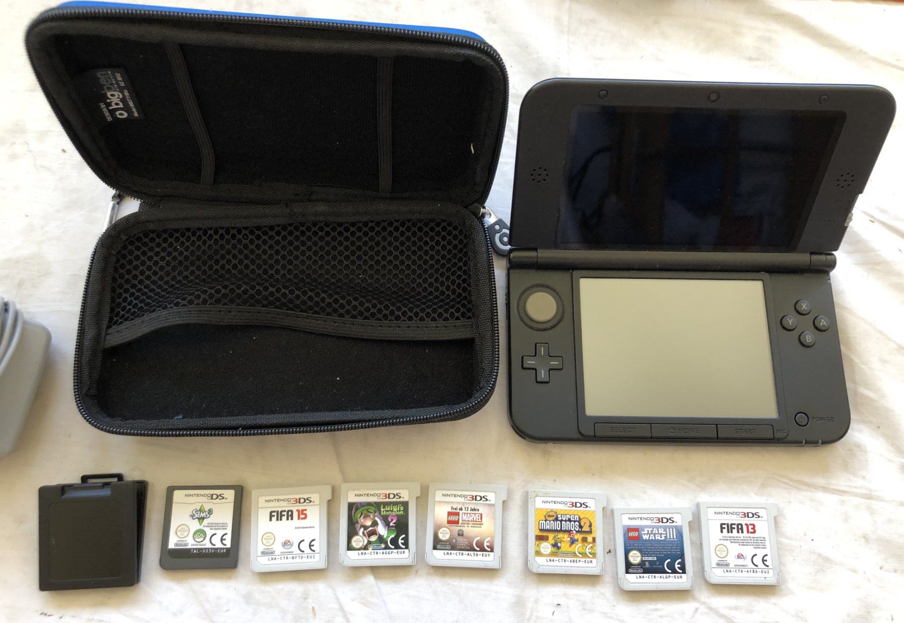 Nintendo Konsolen: Nintendo 3DS XL Blau - Bundle - Mit 7 Spielen & Tasche – Gebraucht aus Schaffhausen von durruti 2