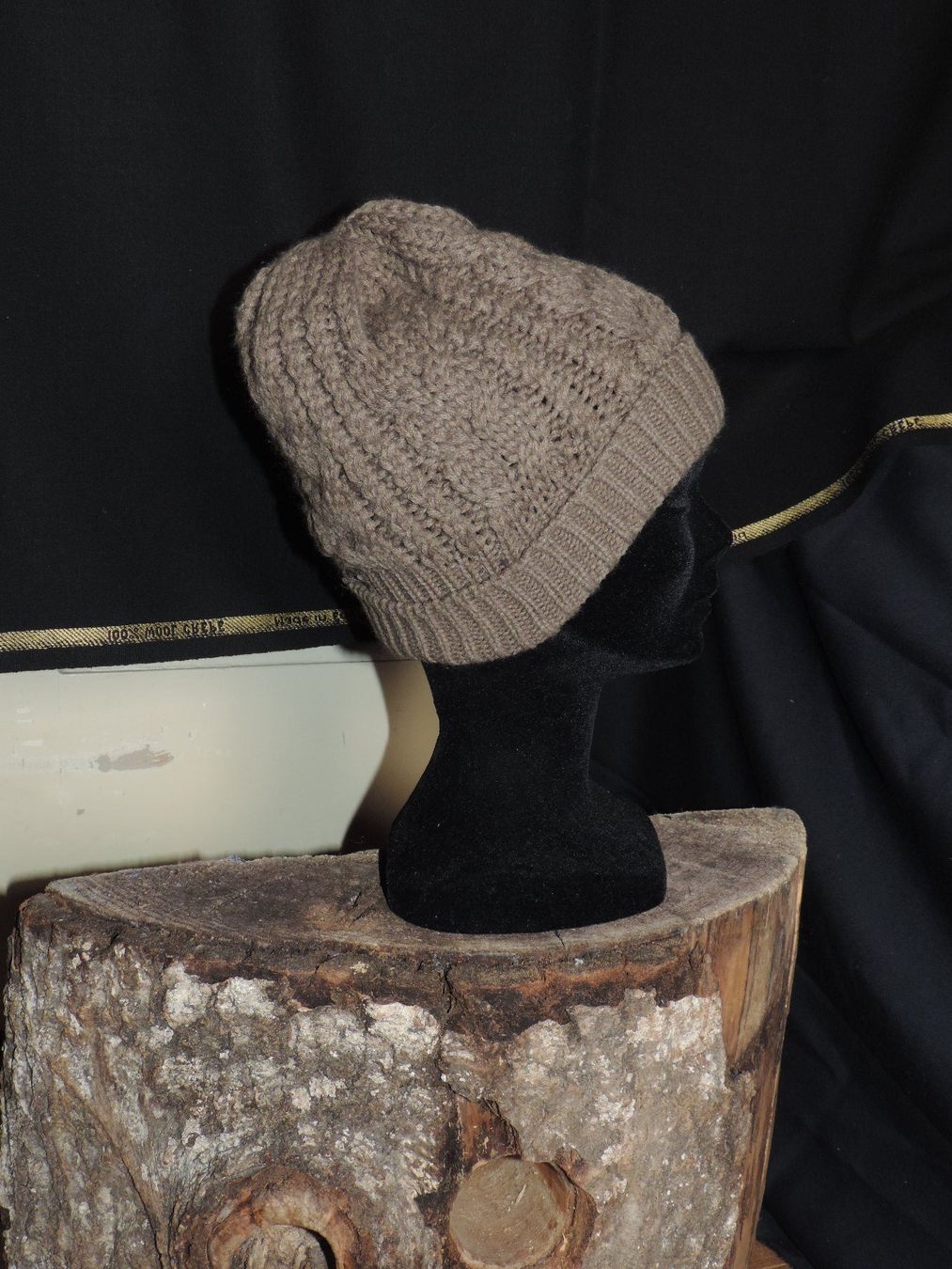 Chapeaux, bonnets & casquettes: bonnet gris taupe – D'occasion à Genève par Axelle333 3