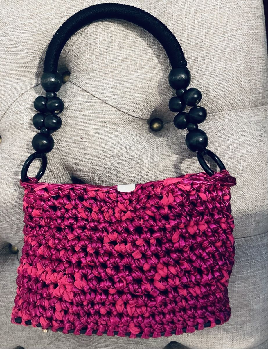 Taschen für Damen: Pinke Sommer Handtasche mit Holzperlen - Neu – Neu und originalverpackt aus Au ZH von Jaggy4