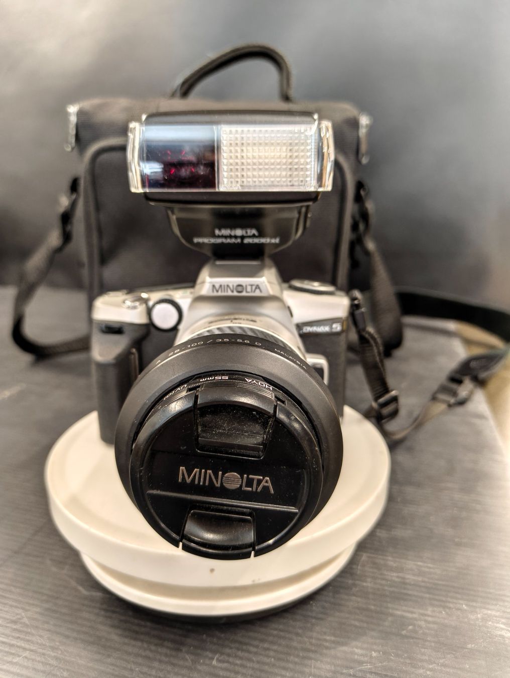 Minolta Fotocamera: Minolta Dynax 5 mit Zubehör – Usato da Basel venduto da bk_brockibasel 2