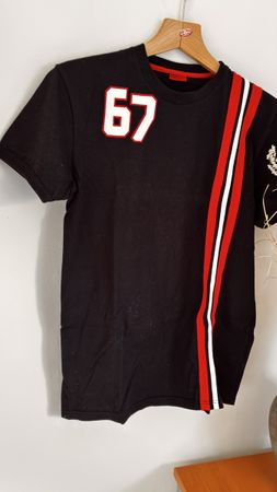 Herren T-Shirt schwarz mit Aufdruck 67 guter Zustand
