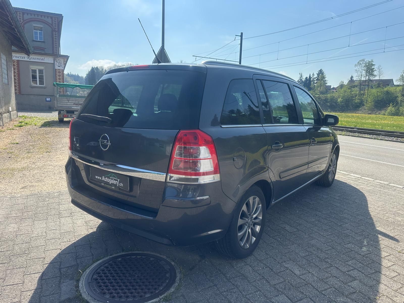 Opel Autos: Opel Zafira B22,Zum selbst aufbereiten für die MFK,Klima,Sit – Gebraucht aus Wängi von AA3 2