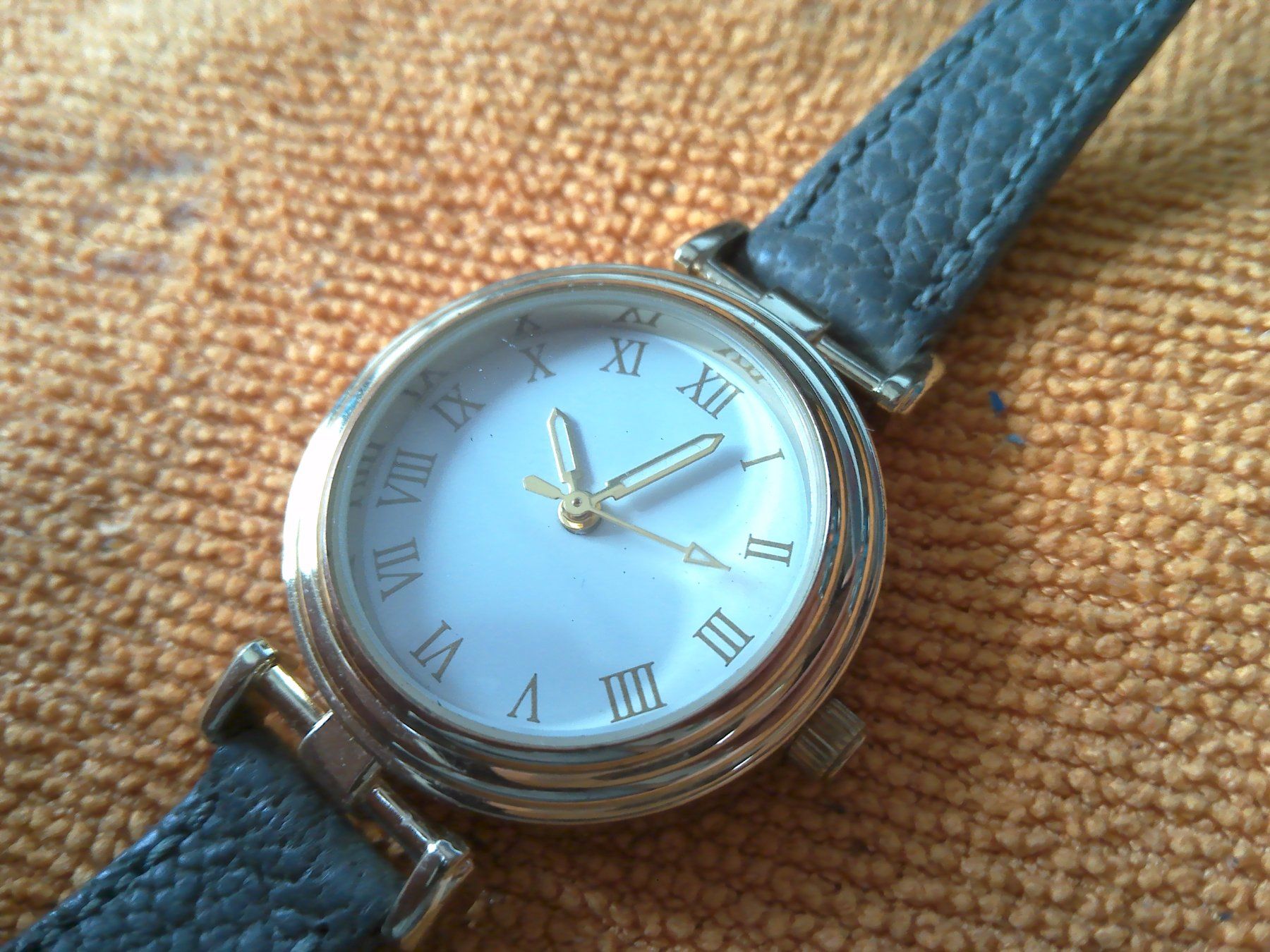 Orologi: Eternal Love Damen Uhr – Usato da Balsthal venduto da jacky63 1