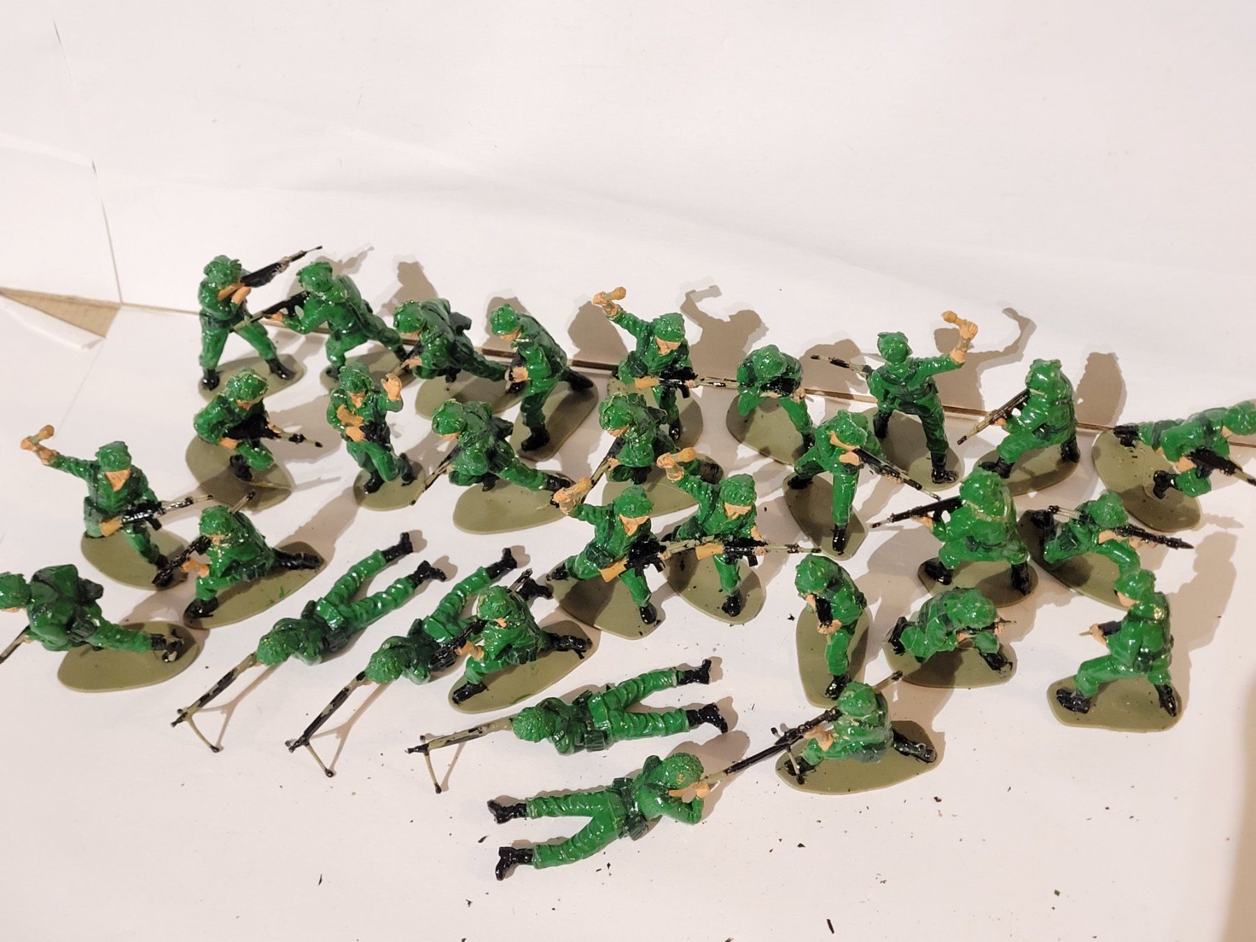 Spielzeuge: Soldats en plastique 5 cm peints à la main – Gebraucht aus La Tour-de-Peilz von estelle69 2