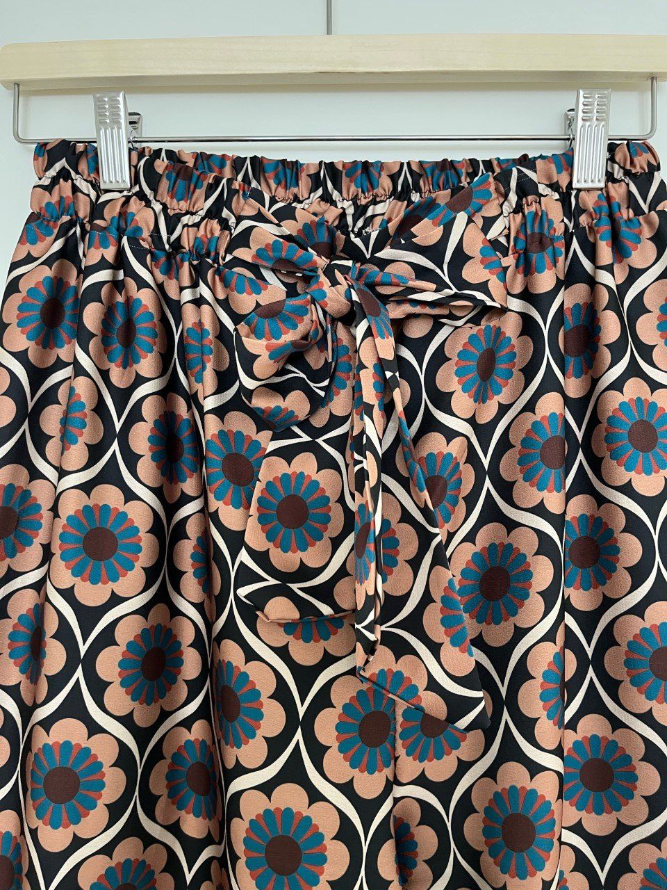 Pantalons: Freizeithose, Gr. S/M – D'occasion à Triesen par dardaleni 1