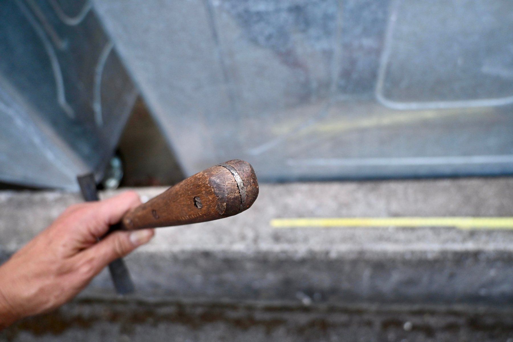Tous les outils: antiker Sattlerhammer Polstererhammer L 30cm – D'occasion à Pfaffhausen par mono_rec 8