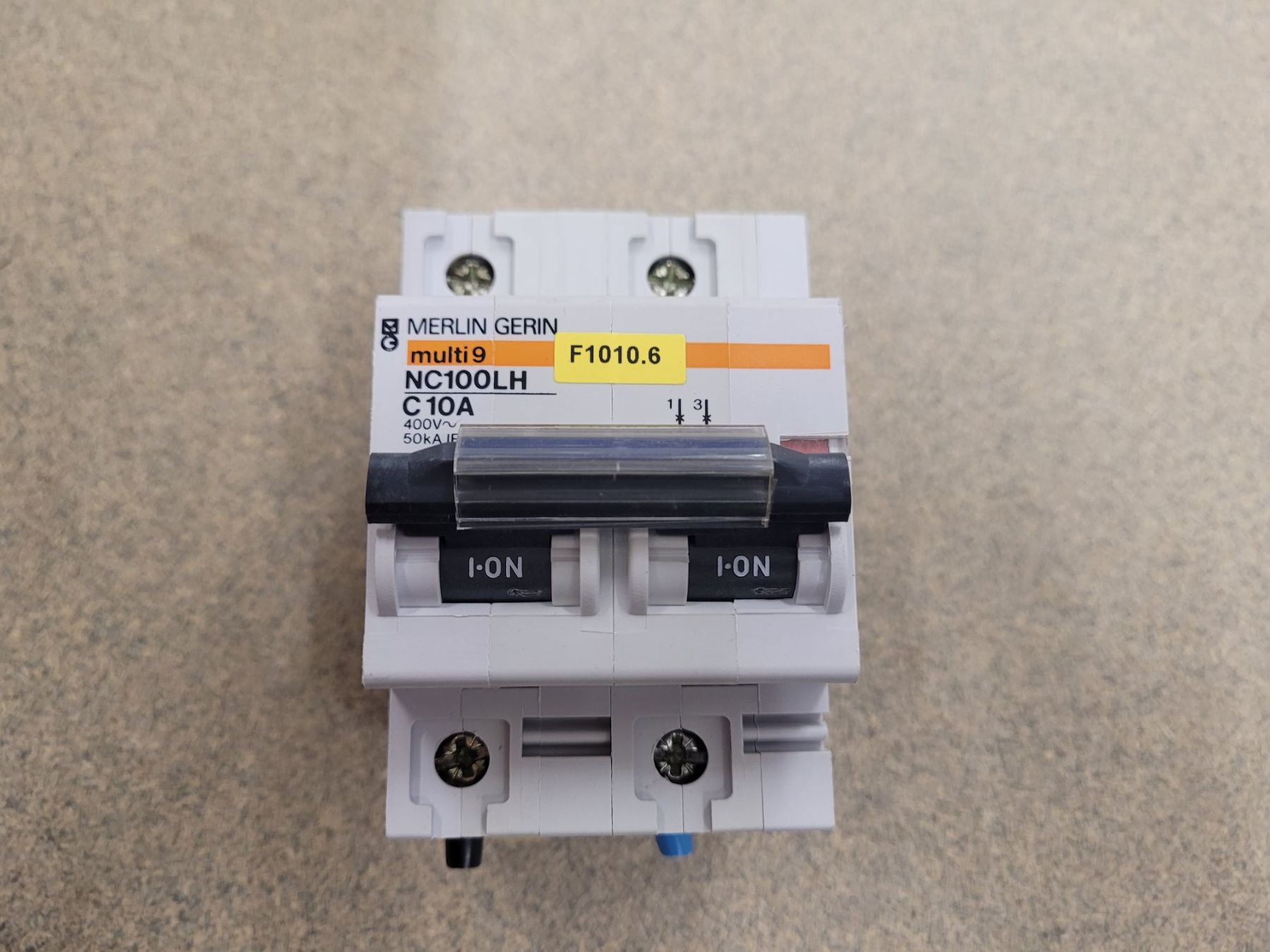 Interruttori: Merlin Gerin Automat NC100LH C10A, multi 9 – Usato da Vitznau venduto da Vitznau84
