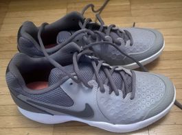 Nike Wmns Air Zoom Resistance