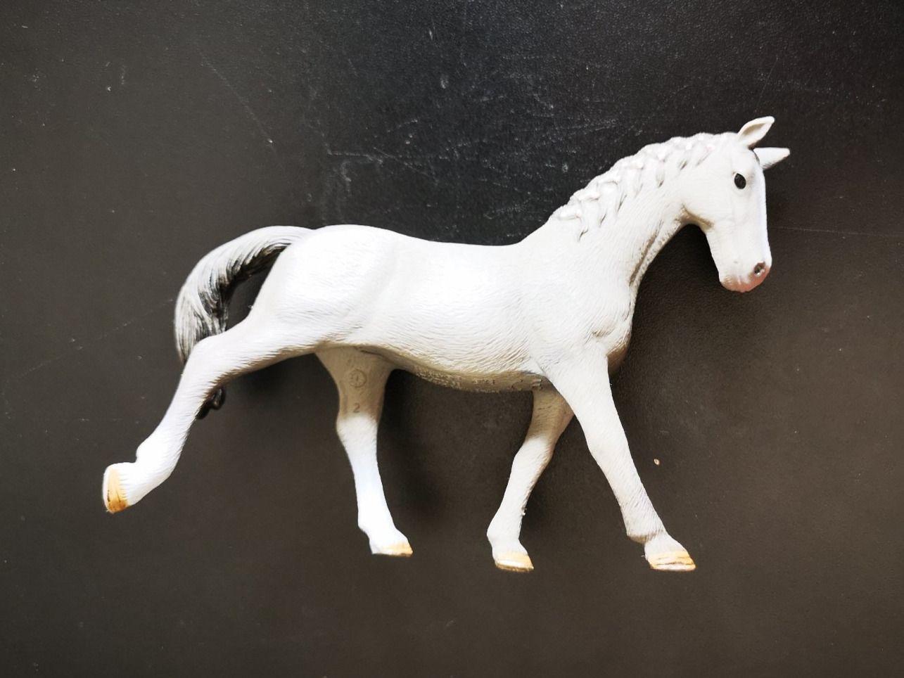 Schleich Spielzeuge: Schönes Schleich Pferd mit silbernen Hufen – Gebraucht aus Liestal von Gitterli01