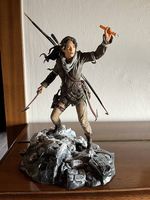 LARA CROFT RISE OF THE TOMB RAIDER FIGURINE COLLECTOR