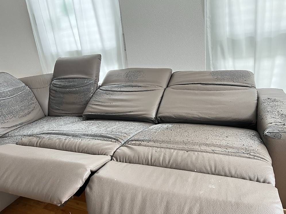 Divani: Grosses L-Sofa mit 2 elektrischen Relaxfunktionen – Usato da Obfelden venduto da lee_7ncp