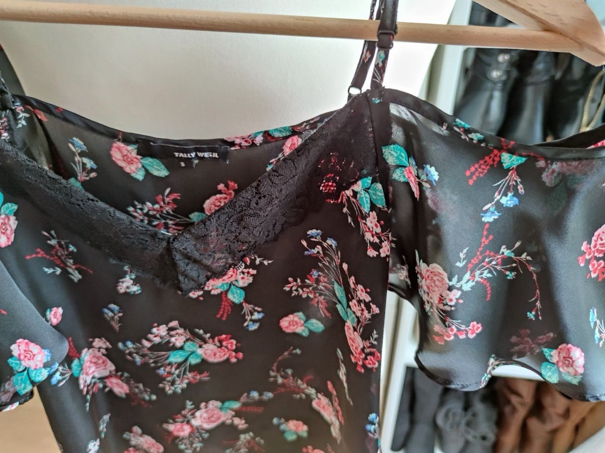Lots de vêtements: Bundle clothes - size S – D'occasion à Fischbach-Göslikon par Vera2109 1