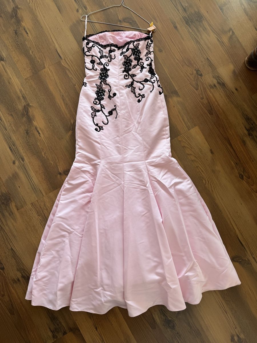 Vestiti: Cocktail Party Kleid – Usato da Küssnacht am Rigi venduto da Sati12 1