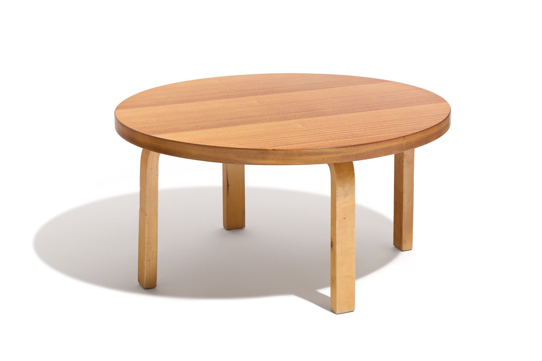 Aalto Tavoli: Sofatisch von Alvar Aalto – Usato da Bern venduto da sales_et