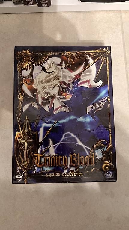 Fumetti: Manga Trinity Blood – Usato da Vuarrens venduto da italorico