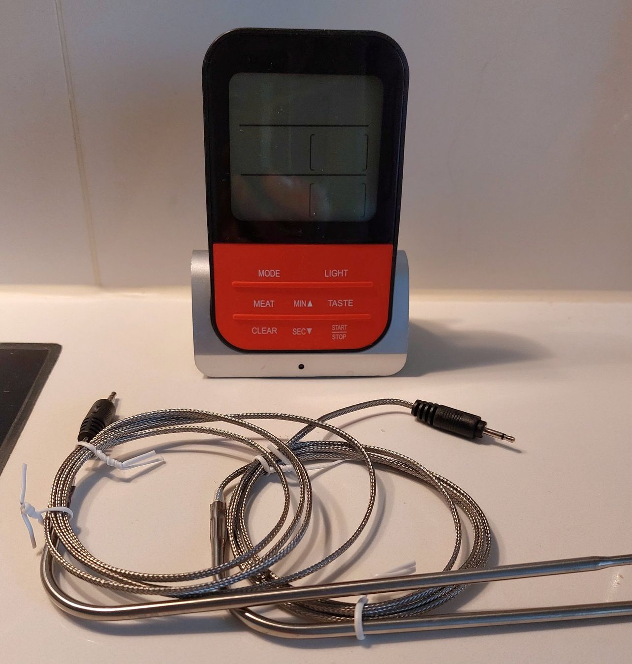 Forni: FLEISCH-THERMOMETER BACKOFEN MIT 2 BATTERIEN NEU! – Nuovo (secondo la descrizione) da Zürich venduto da gyss 2