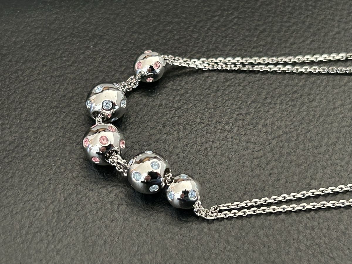 Colliers: Swarovski Halskette und Ohrringe – Neuf (Voir description) à Signau par atb_9d6k 1