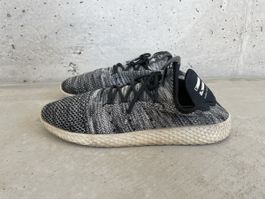 Adidas Pharrell Williams Human Race baskets gris T. 44 2/3 u