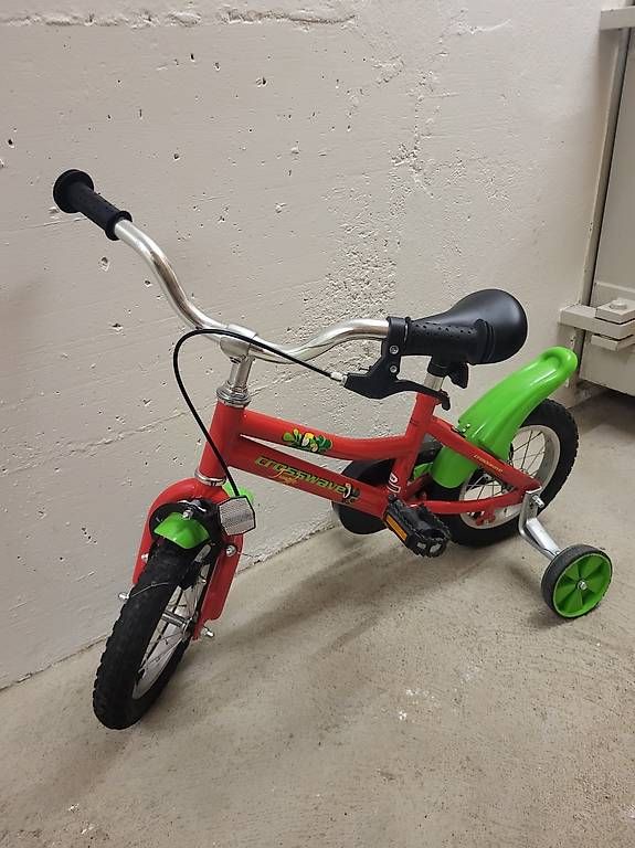 Velos: Kinderfahrrad mit Stützräder – Gebraucht aus Muttenz von YMeier1