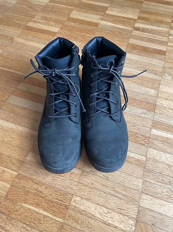 Timberland Scarpe da uomo: Timberland Schuhe, schwarz, Gr. 39 – Usato da Jona venduto da Tr3s