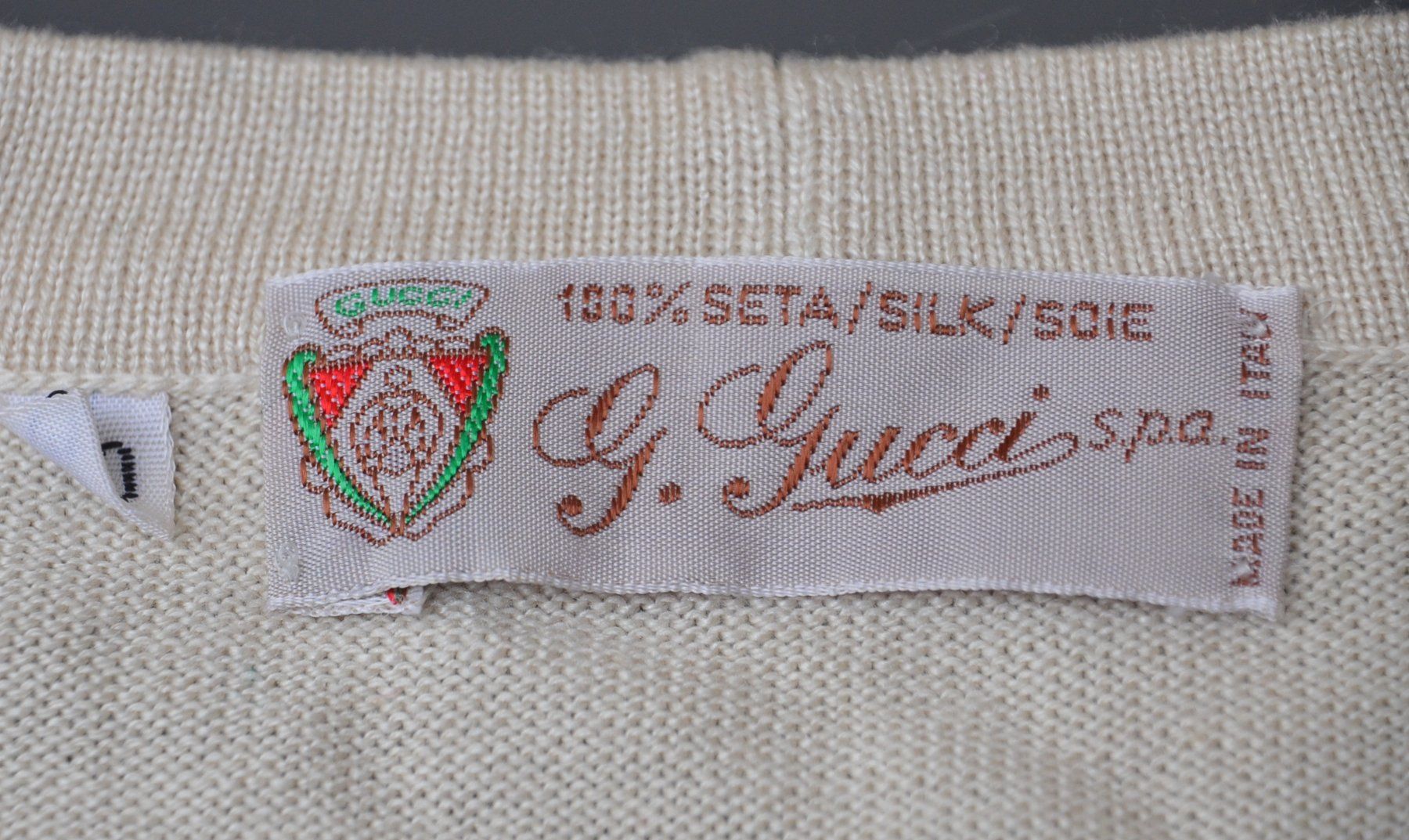 Gucci Maglioni & Felpe: Gucci Pullover /  cardigan .40 100% Seide / soie – Usato da Collonges venduto da Auganien 2