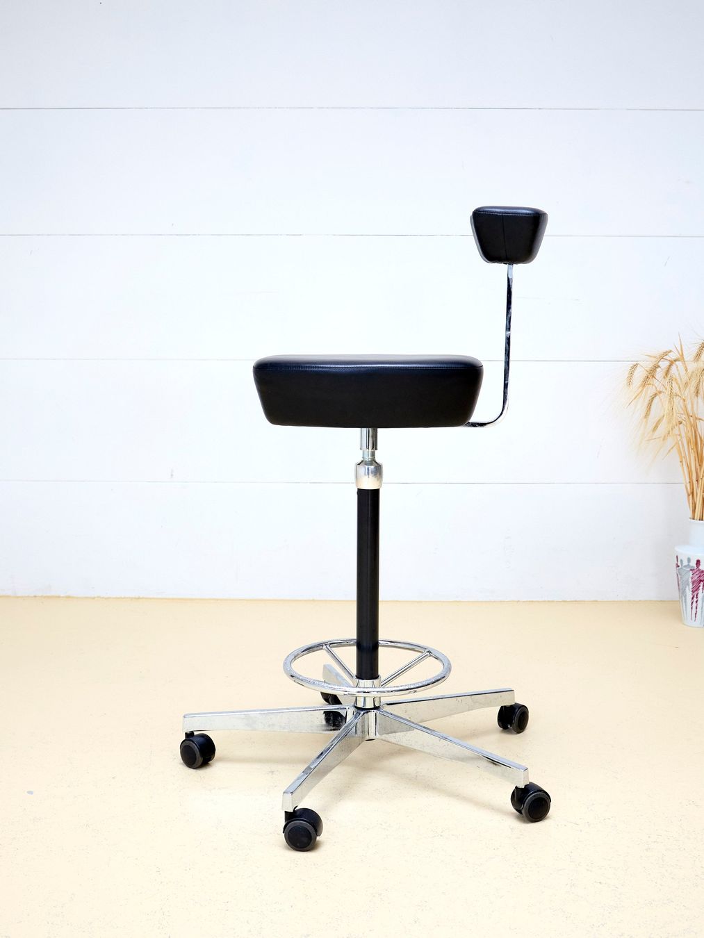 Vitra Hocker: George Nelson Perch Stool von Vitra | Original – Gebraucht aus Meinisberg von atelier_TILIJA 6