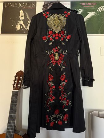 Trench coat S Trenchcoat Schwarz mit Stickerei Grösse S