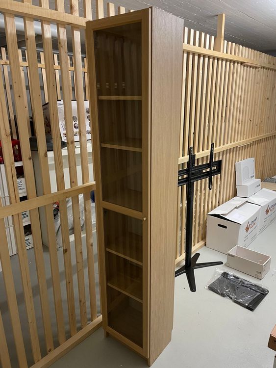IKEA BILLY Bücherregal mit Glastür Kaufen auf Ricardo
