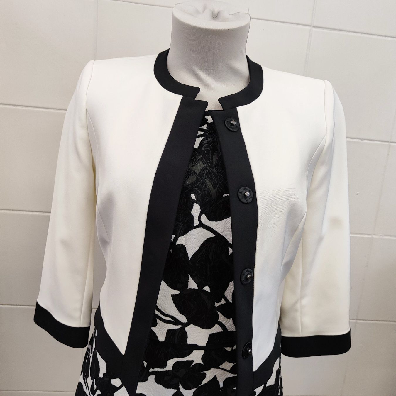 Vestiti: Damen Kleid Gr 40 – Nuovo (secondo la descrizione) da Langnau am Albis venduto da Judithsebi