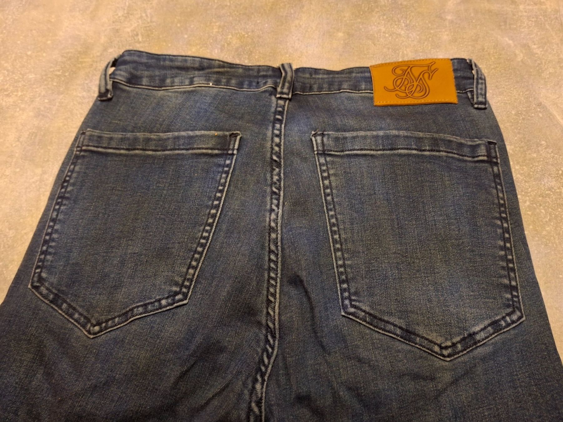 Siksilk Jeans: Pantalon jeans taille S marque Siksilk – Usato da Villiers venduto da san_jn5w 5