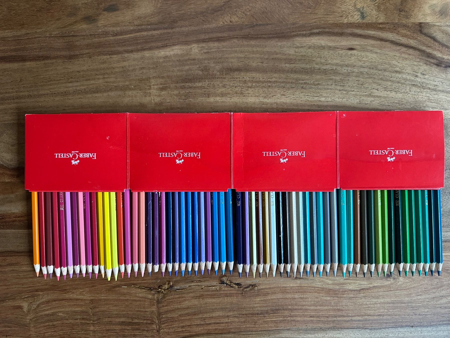 Faber-Castell Matite, matite colorate & gessi: Faber-Castell, 60 crayons de couleur, Edition Spéciale – Nuovo (secondo la descrizione) da Basel venduto da kik_ki_05 1